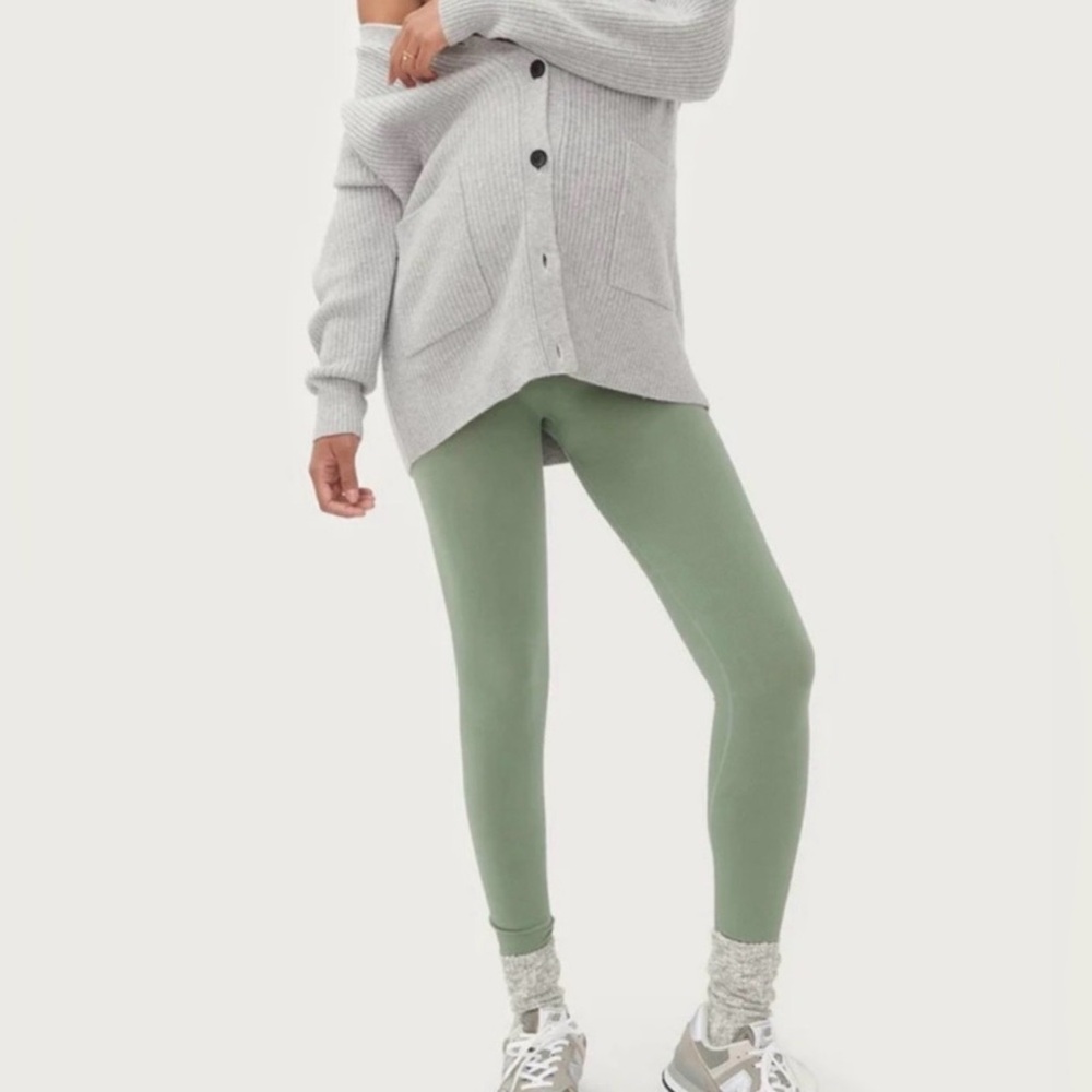 Hatch Soft Green Leggings